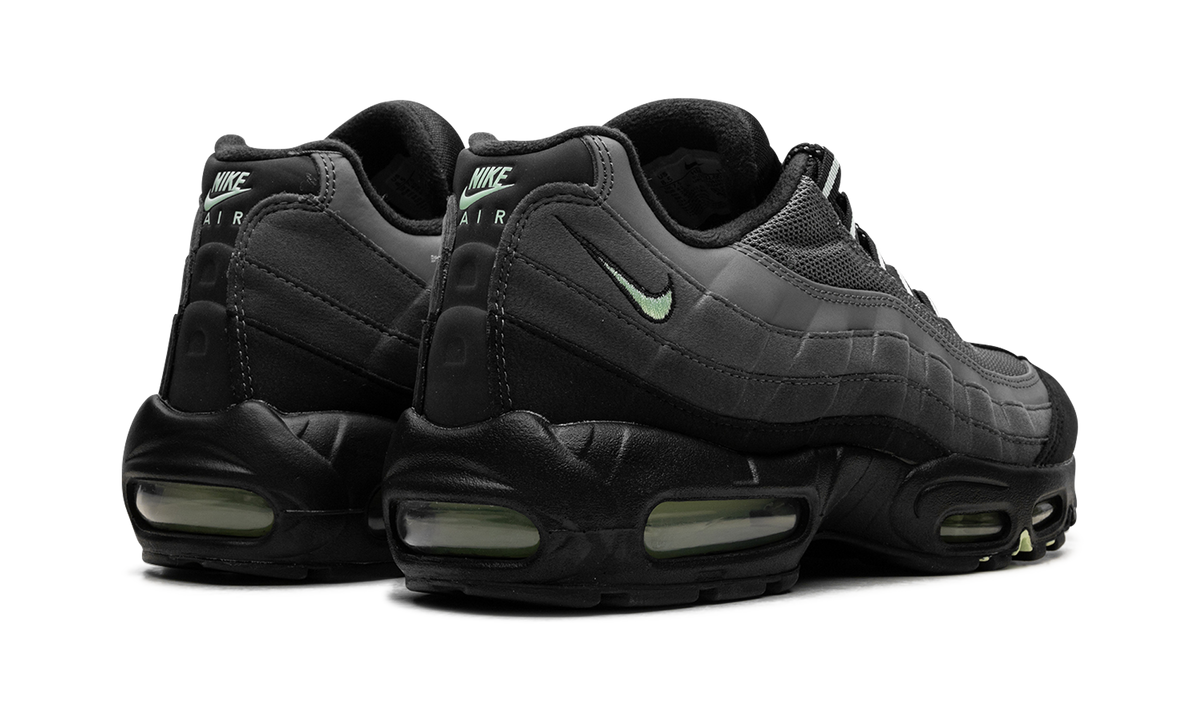 Air Max 95 "Vapor Green" HM0622 001
