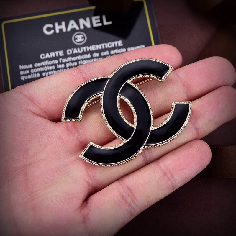 Chanel Black Brooch 820