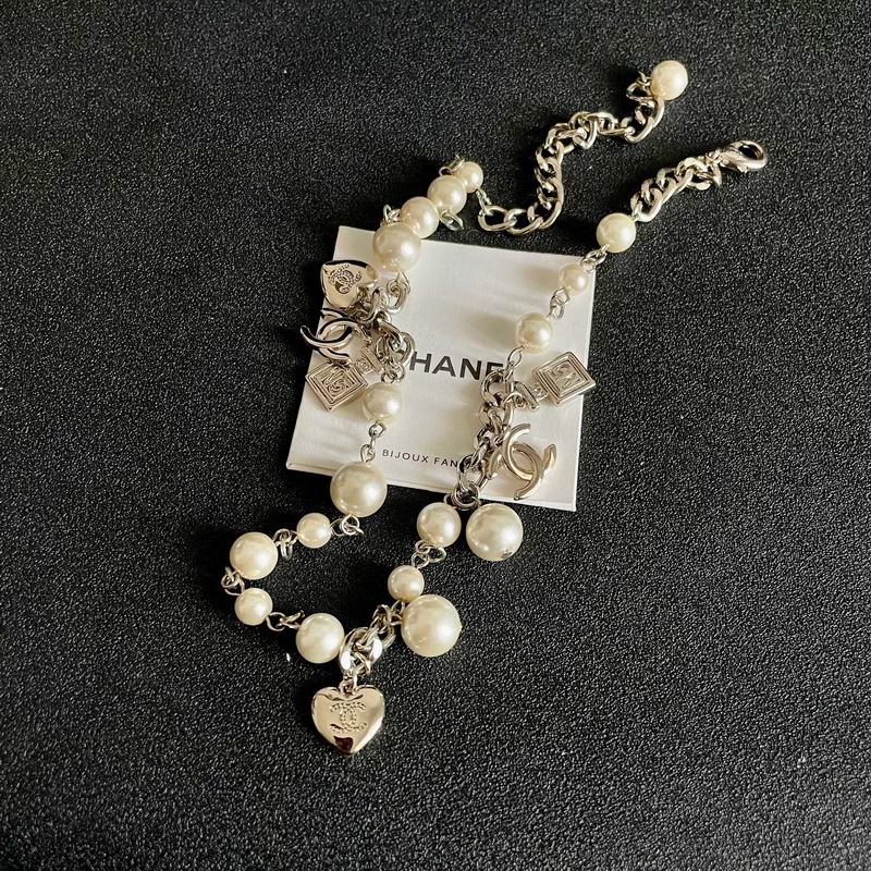Chanel Pearl Silver Necklace 821