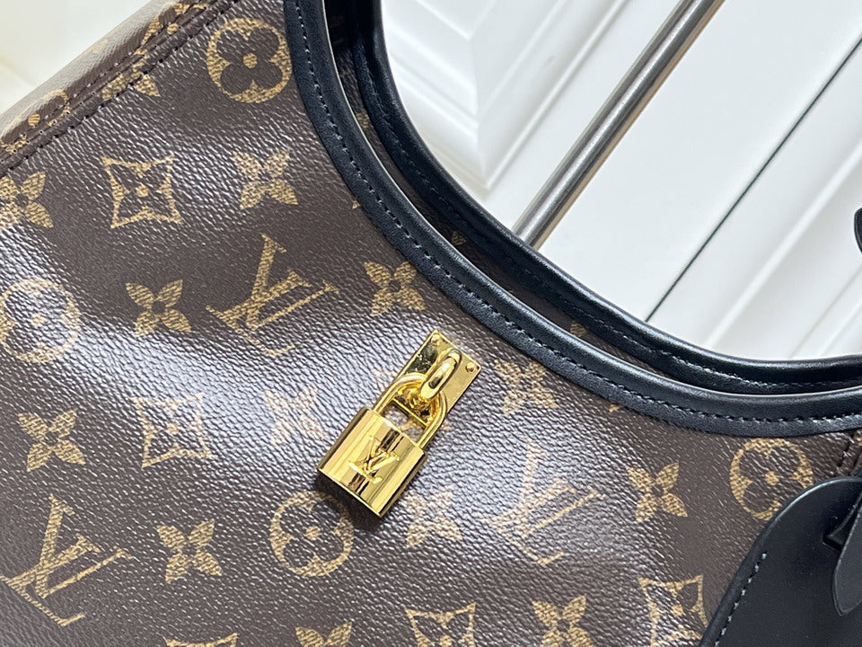 Classic Monogram Hobo Shoulder Bag
